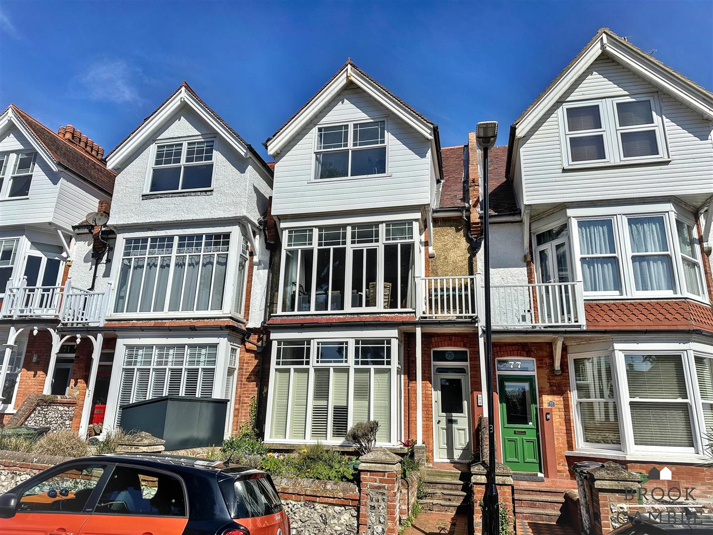 3 Bedroom Maisonette for Sale: £305,000. Vicarage Road in Eastbourne, East Sussex